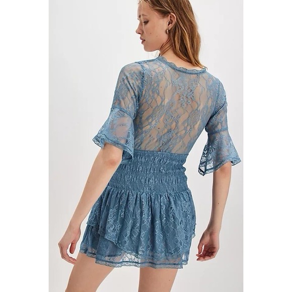 NWOT Free People Reversible Lace Mini Dress Blue Bell Sleeve Medium - Picture 2 of 8